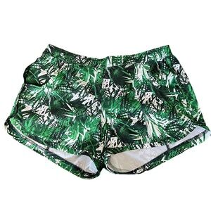 Athleta Green Palm 4" Short Osprey Gym Yoga Beach